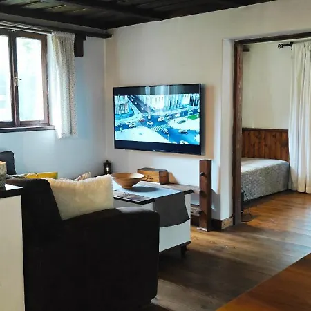 West Spazio Простршедни Бечва