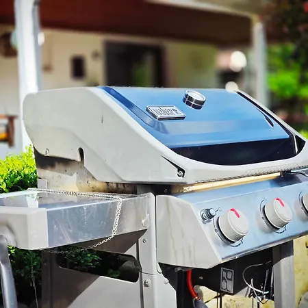 West Spazio * Простршедни Бечва